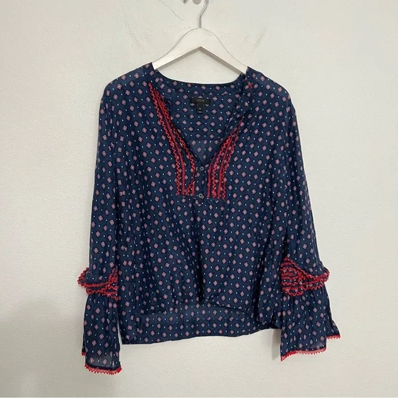 EUC-J Crew Embroidered Bell Sleeve Top Blue Red Printed Long Sleeve Blouse - Picture 4 of 9